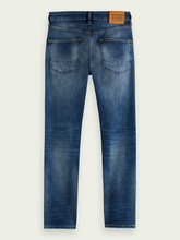 Load image into Gallery viewer, Scotch & Soda Ralston Regular Slim Fit Jean - Cloud of Smoke - Mensroomlifestyle